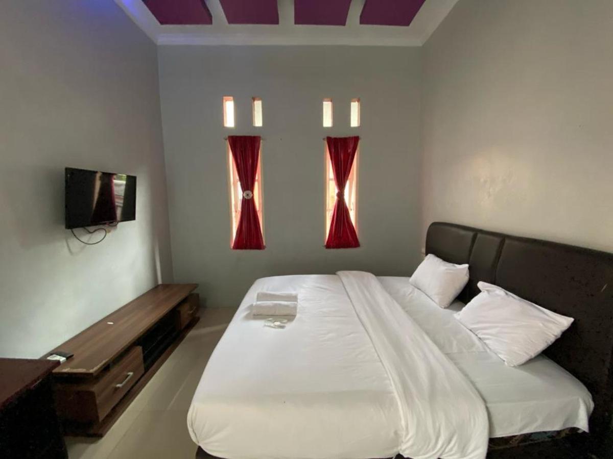 Djaboerigin Mongonsidi Guest House Redpartner Medan Ngoại thất bức ảnh