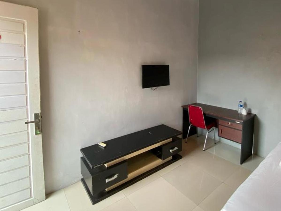 Djaboerigin Mongonsidi Guest House Redpartner Medan Ngoại thất bức ảnh