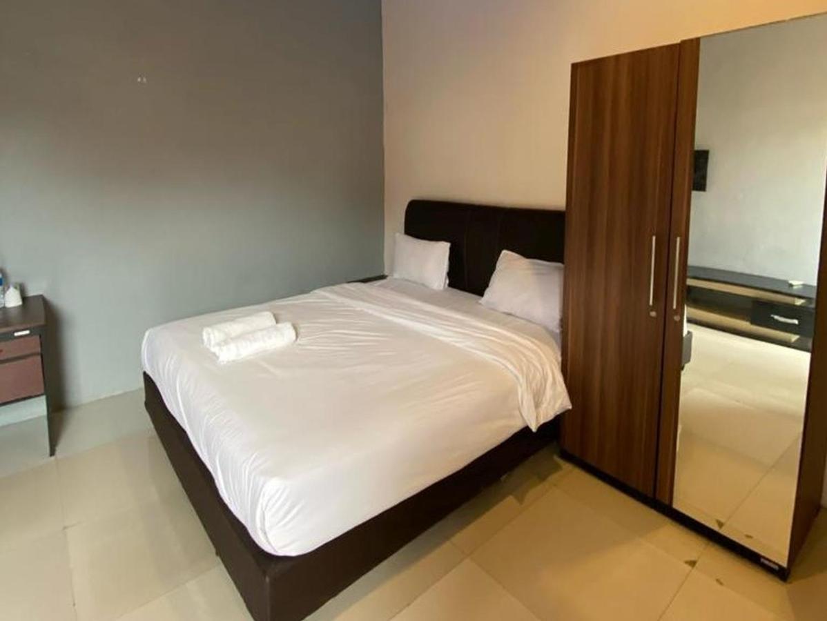 Djaboerigin Mongonsidi Guest House Redpartner Medan Ngoại thất bức ảnh