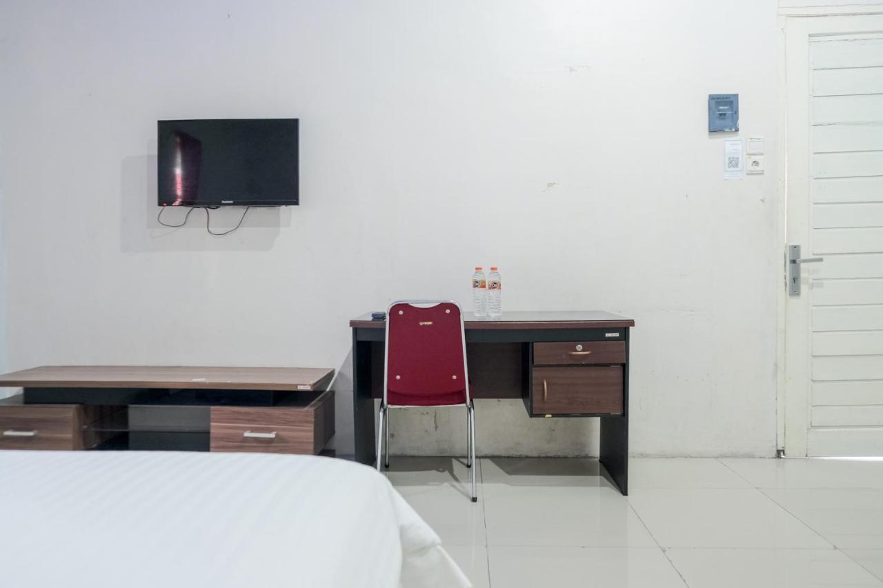 Djaboerigin Mongonsidi Guest House Redpartner Medan Ngoại thất bức ảnh