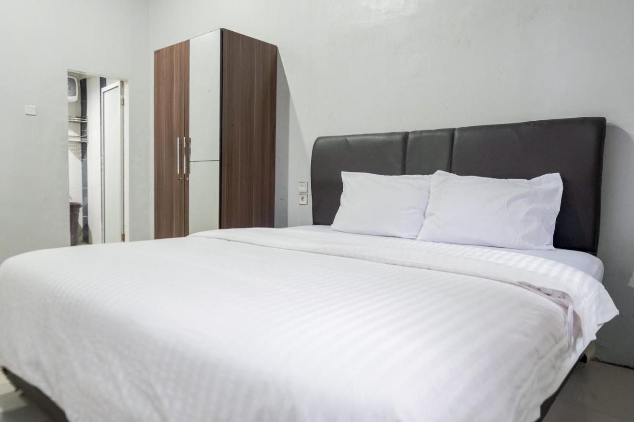 Djaboerigin Mongonsidi Guest House Redpartner Medan Ngoại thất bức ảnh